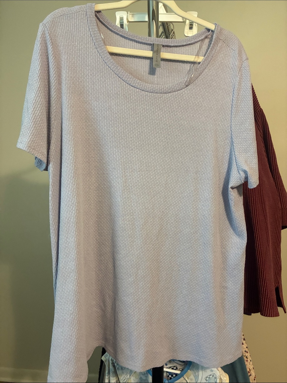 Women's Light Purple Short Sleeve Knit Tee - Classic Crew